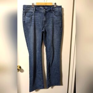 Old Navy mid-rise Wow boot cut jeans